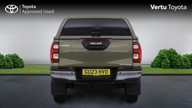 Toyota Hilux Diesel Invincible X D/Cab Pick Up 2.8 D-4D Auto